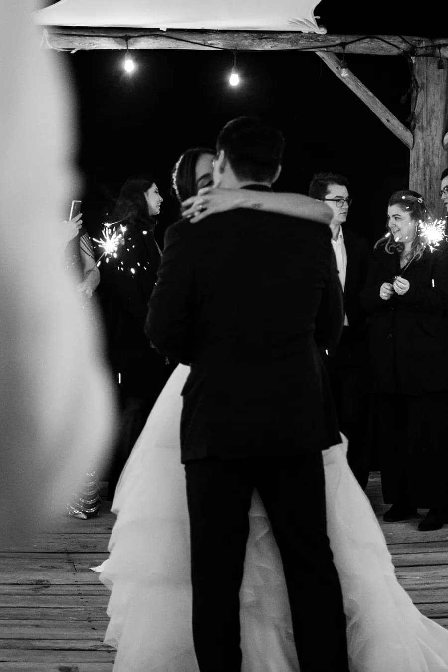 Imagem ilustrativa de fogos — casamento